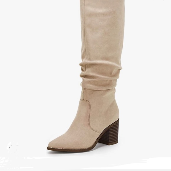 NEW - Knee High Chunky Pointed Toe Boots - Picture 2 of 3